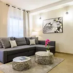 شقة Balmes Street